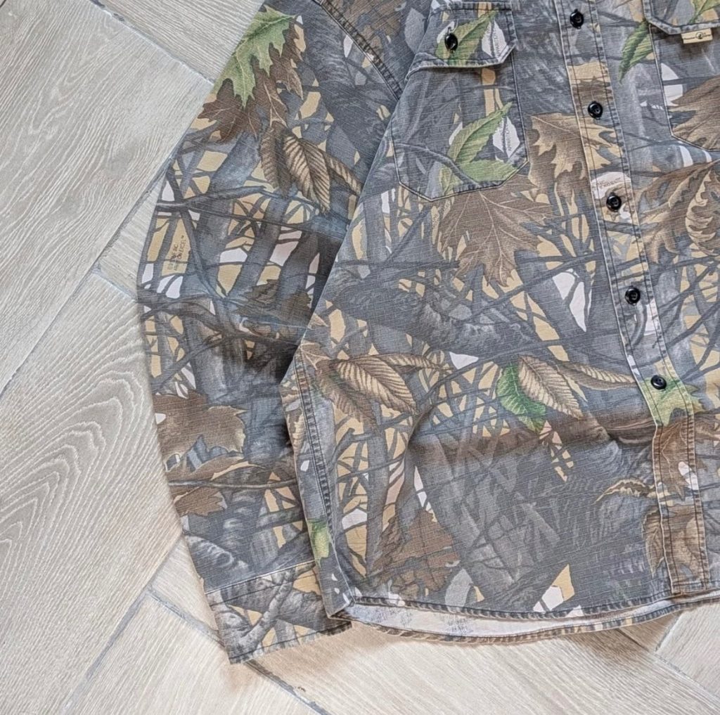 Vintage Hunters View Camo Button Up