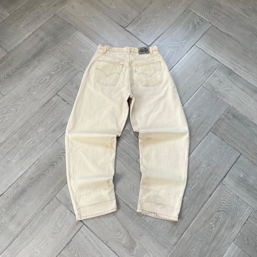 90’s Baggy LEVI’S Silver Tab