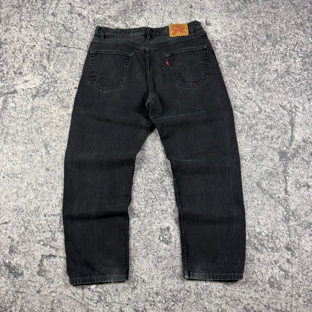 Levi’s 550