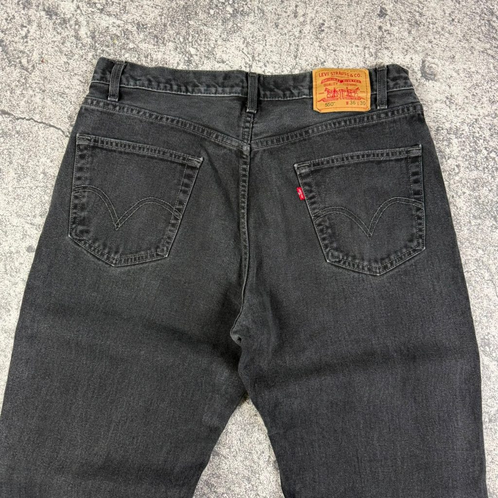 Levi’s 550